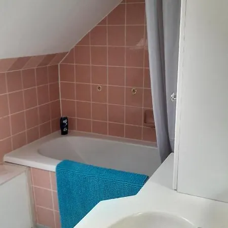 Apartment Gemuetliche Ferienwohnung Im Fachwerkhaus, 1 Schlafzimmer, Balkon, Parkplatz -1 *