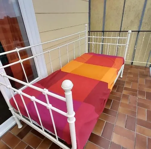 Gemütliche Im Fachwerkhaus, 1 Schlafzimmer, Balkon, Parkplatz -1 *